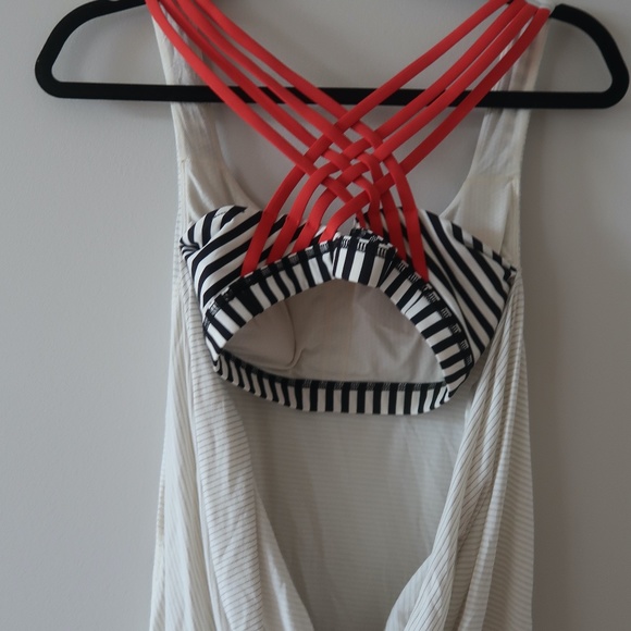 lululemon athletica Tops - Lululemon tank- built in energy bra top